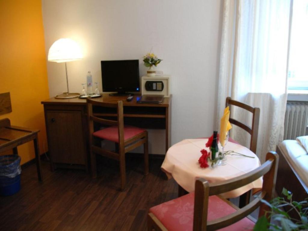 Hotel Loehr Baden-Baden Esterno foto